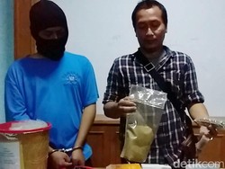 Di Rumah Mahasiswa yang Beli 1 Kg Ganja Ditemukan Serbuk Asing