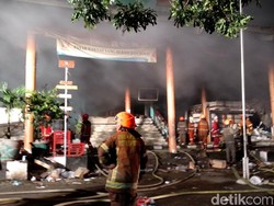 Setelah Hampir 24 Jam, Kebakaran Pasar Kosambi Berhasil Dipadamkan