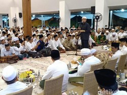 Di Banyuwangi, Yusuf Mansur Ajak Masyarakat Pahami Ayat-ayat Suci
