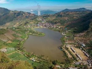 Ini Dia Telaga Cebong dari Dieng