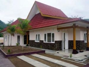 Before After Rumah Lalu Zohri yang Direnovasi Pemerintah