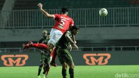 Tira Persikabo dan Perseru bermain imbang tanpa gol di babak pertama.