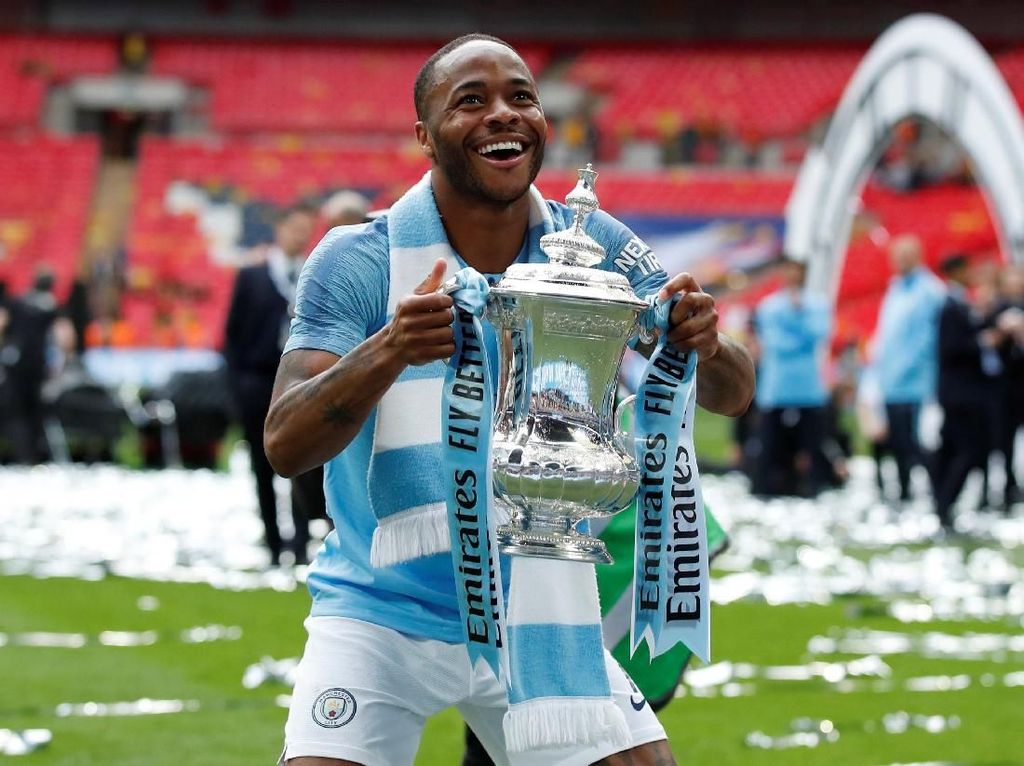 Sterling: Juara Piala FA di Wembley adalah Mimpi yang Jadi Nyata Sterling: Juara Piala FA di Wembley adalah Mimpi yang Jadi Nyata
