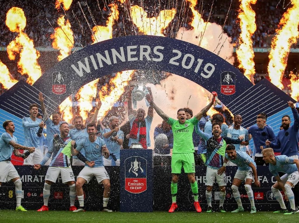 Wow, Manchester City, Wow! Wow, Manchester City, Wow!