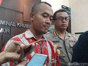 Ini Dia Guru Honorer yang Posting Ancaman Bunuh Jokowi Ini Dia Guru Honorer yang Posting Ancaman Bunuh Jokowi