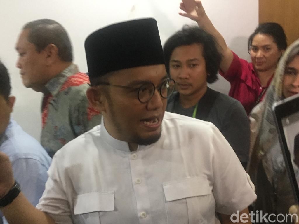 Dahnil Jawab KPU: Kami Sampaikan Penggelembungan Suara Saat Rekap Dahnil Jawab KPU: Kami Sampaikan Penggelembungan Suara Saat Rekap