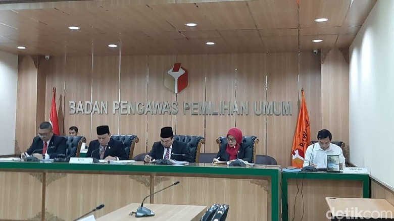 Bukti Cuma Link Berita, Laporan BPN soal TSM Kembali Ditolak Bawaslu Bukti Cuma Link Berita, Laporan BPN soal TSM Kembali Ditolak Bawaslu