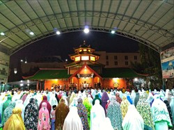 Niat dan Tata Cara Lengkap Sholat Gerhana Matahari Cincin