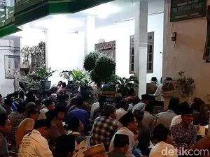 PP Tambakberas Respons Klaim Gus Aam Soal 10 Ribu Warga akan ke Jakarta PP Tambakberas Respons Klaim Gus Aam Soal 10 Ribu Warga akan ke Jakarta