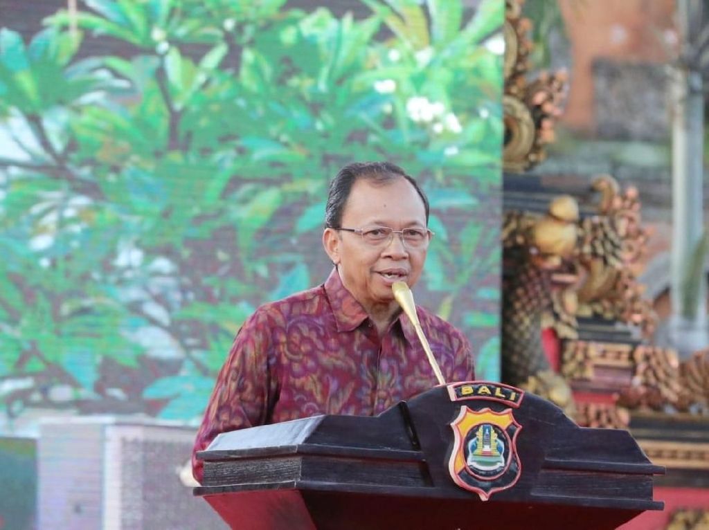 Gubernur Koster Ucapkan Selamat ke Jokowi-Amin Gubernur Koster Ucapkan Selamat ke Jokowi-Amin