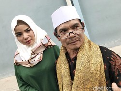 Daftar Doa Dinar Candy Jalani Ramadan Sambil Umrah