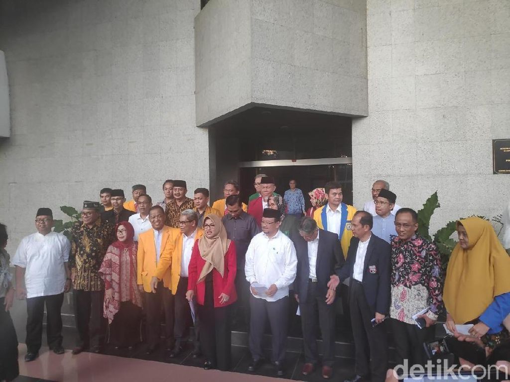 Jelang 22 Mei, Perguruan Tinggi Se-Sulsel Ingatkan Jaga Keutuhan Bangsa Jelang 22 Mei, Perguruan Tinggi Se-Sulsel Ingatkan Jaga Keutuhan Bangsa