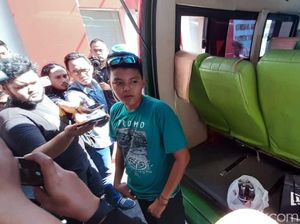 Sopir Elf Tak Tahu Massa dari Pamekasan Bawa Benda Mirip Bom Molotov