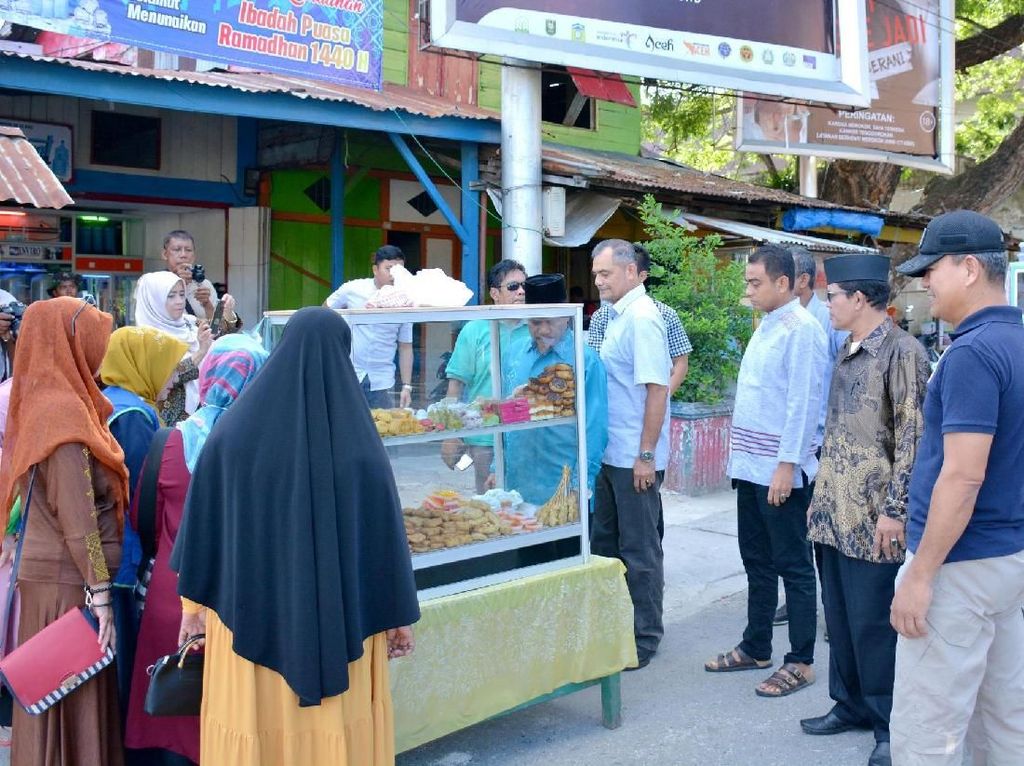 Hasil Uji BPOM, Jajanan Berbuka di Sabang Bebas Formalin Hasil Uji BPOM, Jajanan Berbuka di Sabang Bebas Formalin
