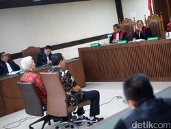 Video Bendahara KONI Divonis 1 Tahun 8 Bulan Penjara
