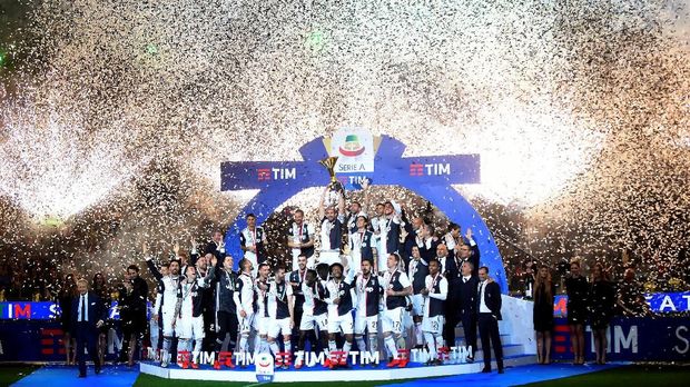 Juventus won the party of the Italian League Serie A champions in the last home game of the season.  It was at the same time a farewell party for Massimiliano Allegri who immediately left.