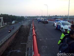 Pemudik Sudah Bisa Lewat Jembatan Kolonel Sunandar di Kudus Pemudik Sudah Bisa Lewat Jembatan Kolonel Sunandar di Kudus