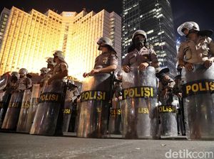 Jalan MH Thamrin Masih Dijaga Ketat
