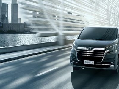 MPV Wah Toyota Granvia