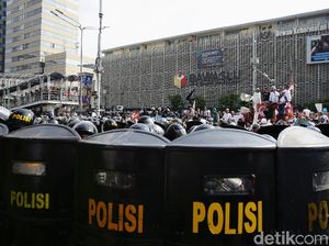 Polisi Tangkap 20 Lebih Provokator, Diamankan di Polres Jakpus Polisi Tangkap 20 Lebih Provokator, Diamankan di Polres Jakpus