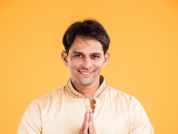 Mengenal Kurta, Baju Koko Pakistan yang Lagi Hits Dicari untuk Lebaran