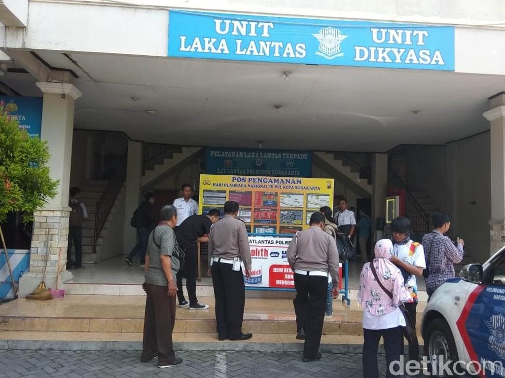 Polisi Panggil Penjaga Palang Terkait Tabrakan KA Jayakarta di Solo Polisi Panggil Penjaga Palang Terkait Tabrakan KA Jayakarta di Solo