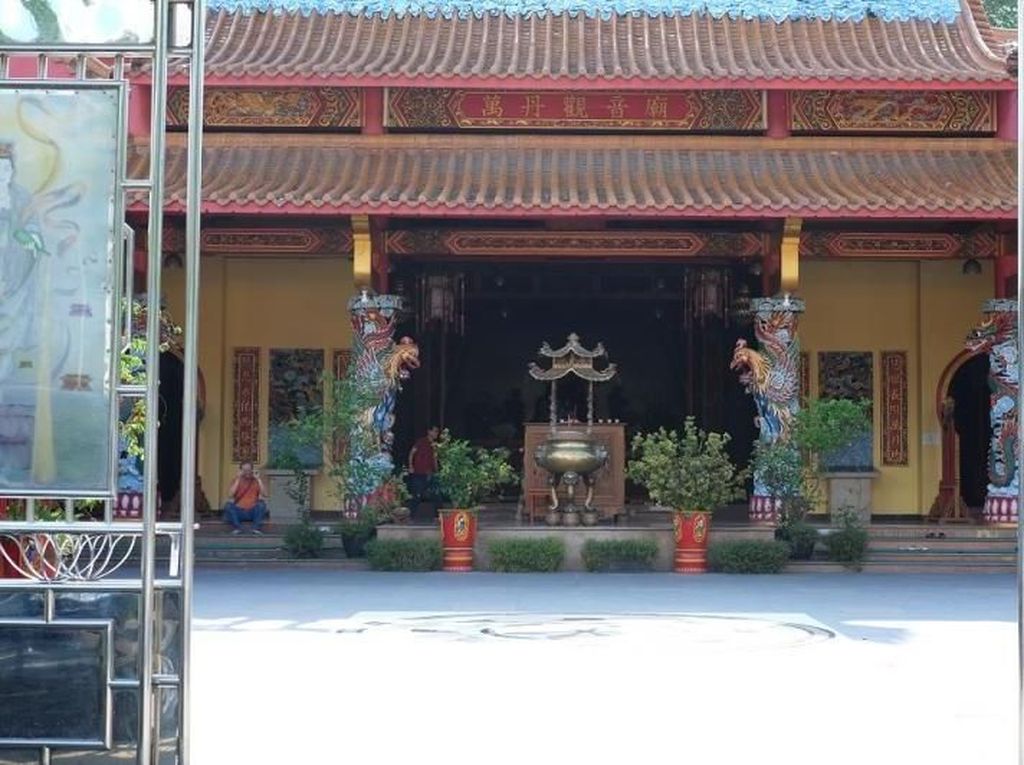 Cerita Unik di Vihara Tertua di Banten Cerita Unik di Vihara Tertua di Banten