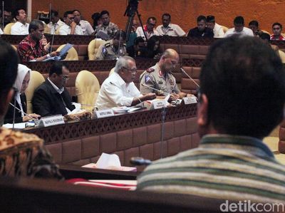 Komisi V Raker dengan Menhub & Menteri PUPR Bahas Mudik 2019