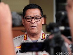 Polda Metro Tolak Tangguhkan Penahanan Eggi Sudjana