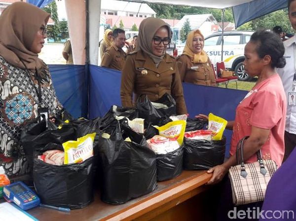 Pasar Murah di Buton Jual Barang Separuh Harga