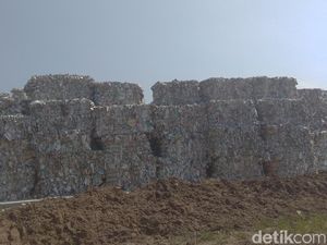 Pabrik Kertas Pindo Deli Janji Tak Buang Sampah ke Lahan Warga