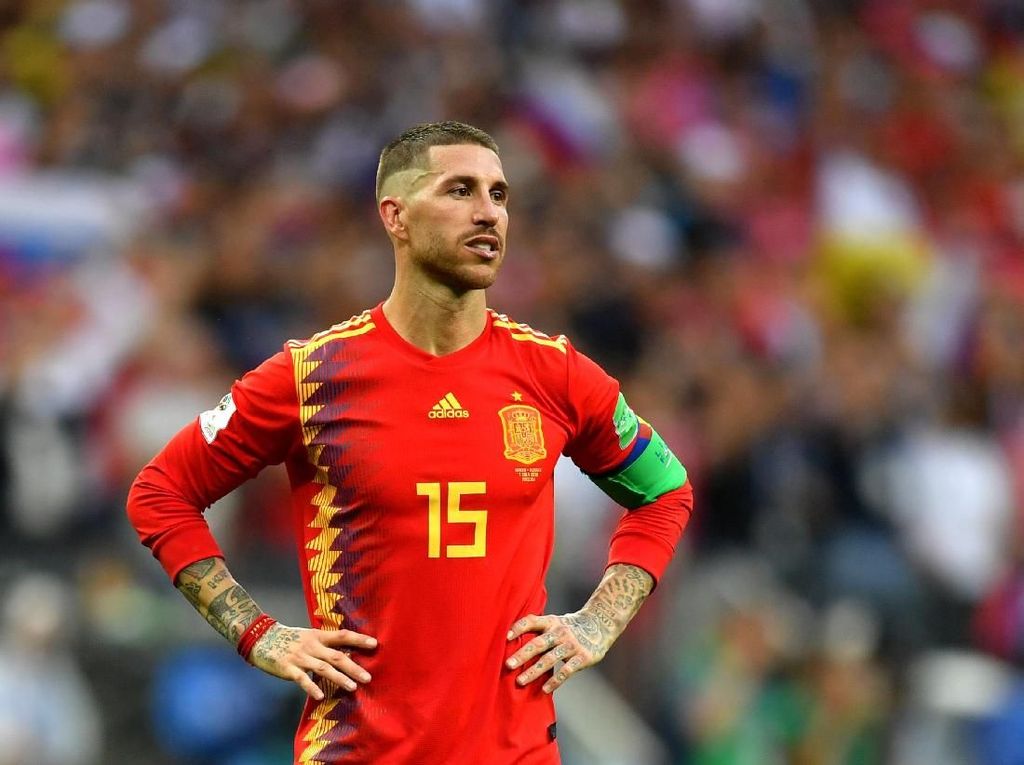 Setelah 28 Tahun Bersama, Timnas Spanyol Putus dengan Adidas Setelah 28 Tahun Bersama, Timnas Spanyol Putus dengan Adidas