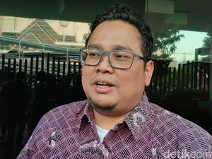 Partai Pelita dan Partai Pakar Laporkan Pelanggaran Administrasi ke Bawaslu Partai Pelita dan Partai Pakar Laporkan Pelanggaran Administrasi ke Bawaslu