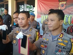 Guru di Garut Gunakan WhatsApp Sebar Ajakan Mengebom KPU Pusat