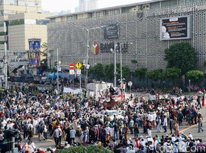 Menunggu Langkah Elegan Prabowo-Sandi
