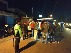 Polisi Sumedang Pulangkan 5 Anggota FPI yang Akan Ikut Aksi 22 Mei