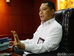 Buwas Ungkap Purnawirawan Jenderal Mental Urus Izin Impor Gula