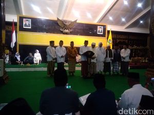Sarasehan Ulama di Jombang Respons Panasnya Suhu Politik, Ini Hasilnya Sarasehan Ulama di Jombang Respons Panasnya Suhu Politik, Ini Hasilnya