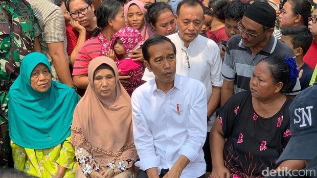 Pidato Kemenangan Jokowi di Depan Para Bunda Kampung Deret