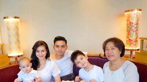 Si Cantik Alessia Cestaro yang Kompak Makan Bareng Keluarga