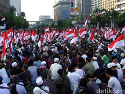 Polisi Minta Massa yang Demo di Bawaslu Bubar Pukul 18.00 WIB