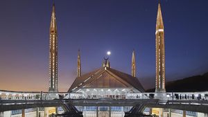 Masjid Faisal, Salah Satu Arsitektur Termegah dan Unik di Dunia