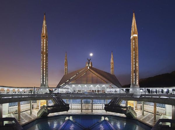 Masjid Faisal, Salah Satu Arsitektur Termegah dan Unik di Dunia