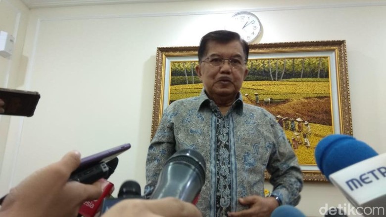 Wacana Gerindra Masuk Kabinet Jokowi, JK: Tergantung Pak Jokowi Wacana Gerindra Masuk Kabinet Jokowi, JK: Tergantung Pak Jokowi