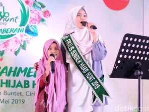 Gemes! Santri Kecil Nyanyi Bareng Finalis Sunsilk Hijab Hunt 2019 di Panggung Gemes! Santri Kecil Nyanyi Bareng Finalis Sunsilk Hijab Hunt 2019 di Panggung