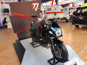 Ramai Demo di Jakarta, Suzuki Pamer Kuda Perang
