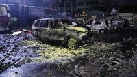 Foto: Mobil-mobil yang Terbakar di Asrama Brimob Petamburan