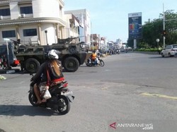 Massa Blokir Akses Jalan Menuju Jembatan Kapuas I Pontianak
