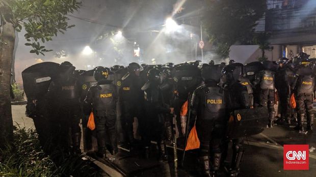 Provokator Demo Pilpres dan Lima Jam Mencekam di Tenabang