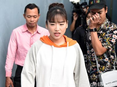Curhat Haruka Nakagawa yang Tak Tahu Nama Ibunya
